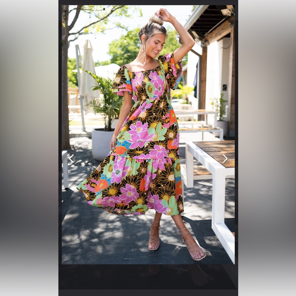 NWT floral Maxi Medium